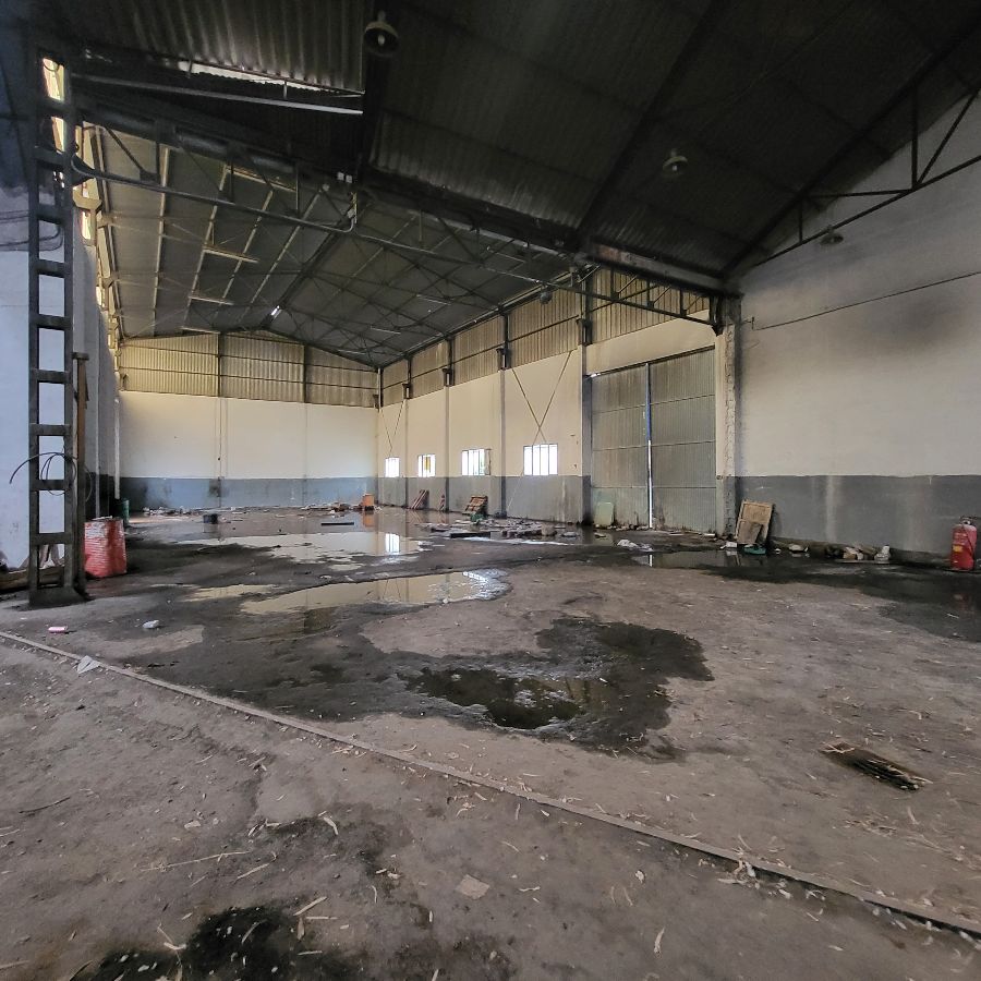 For sale of industrial plant/warehouse in Macael