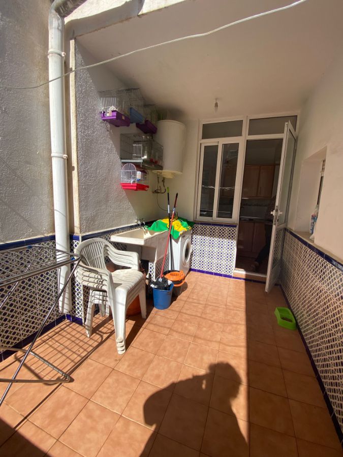 For sale of house in Vélez-Rubio