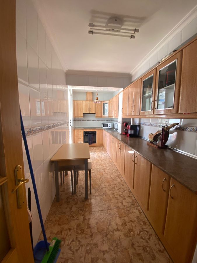 For sale of house in Vélez-Rubio