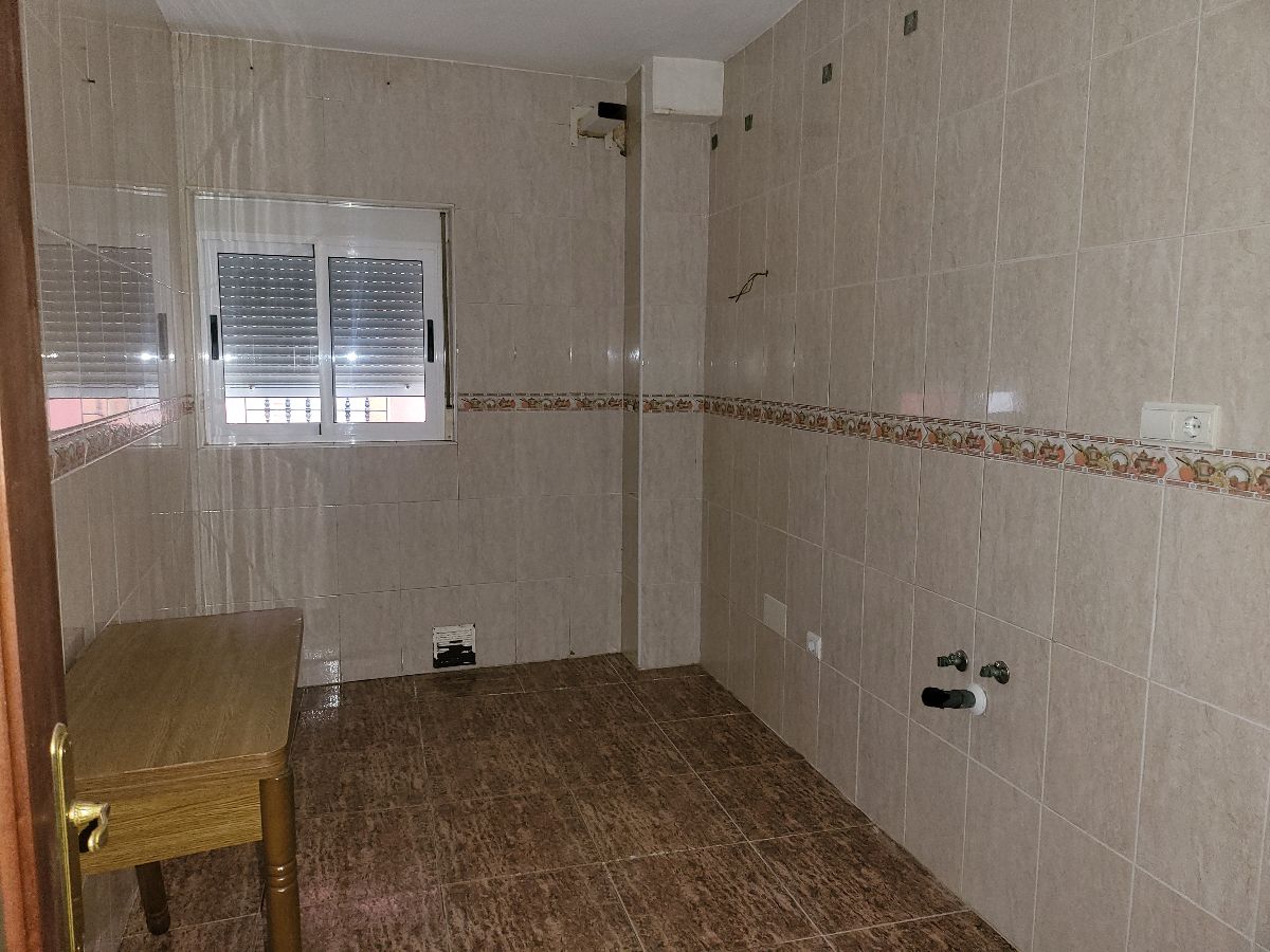 For sale of house in Tíjola
