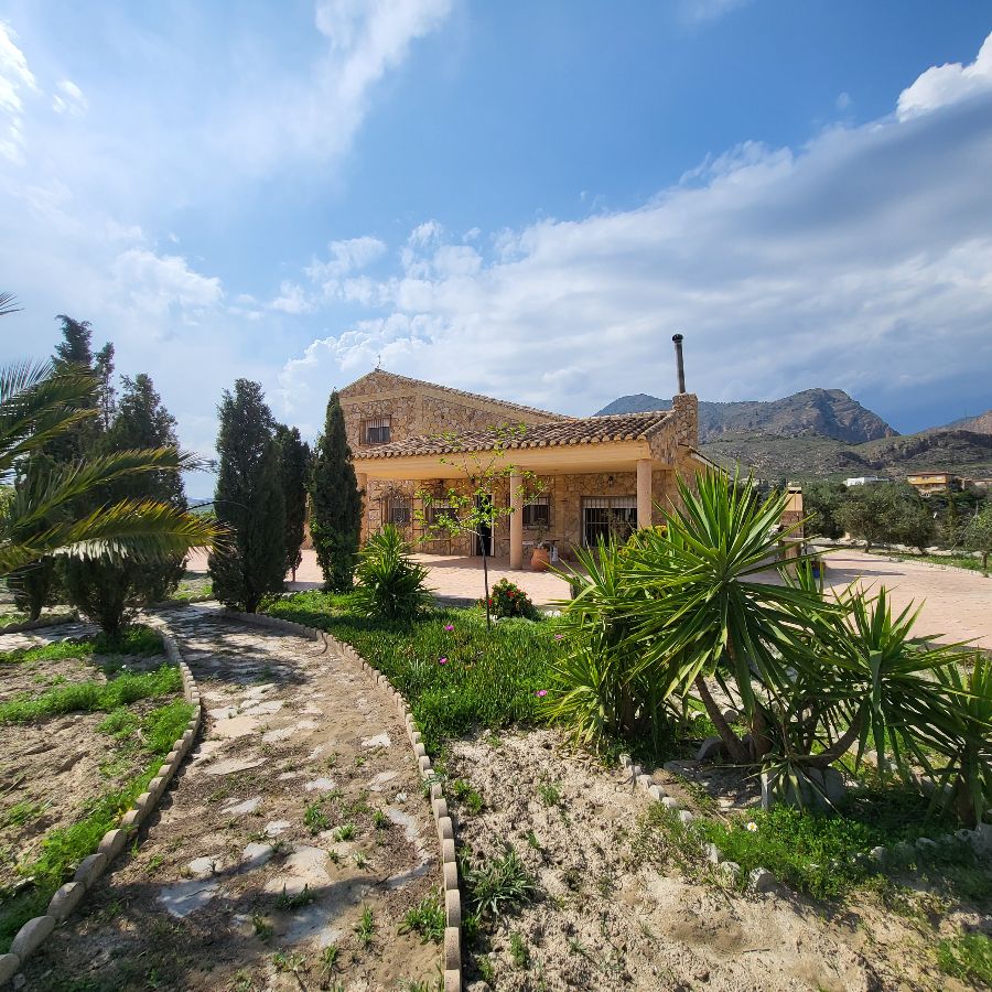 For sale of house in Olula del Río