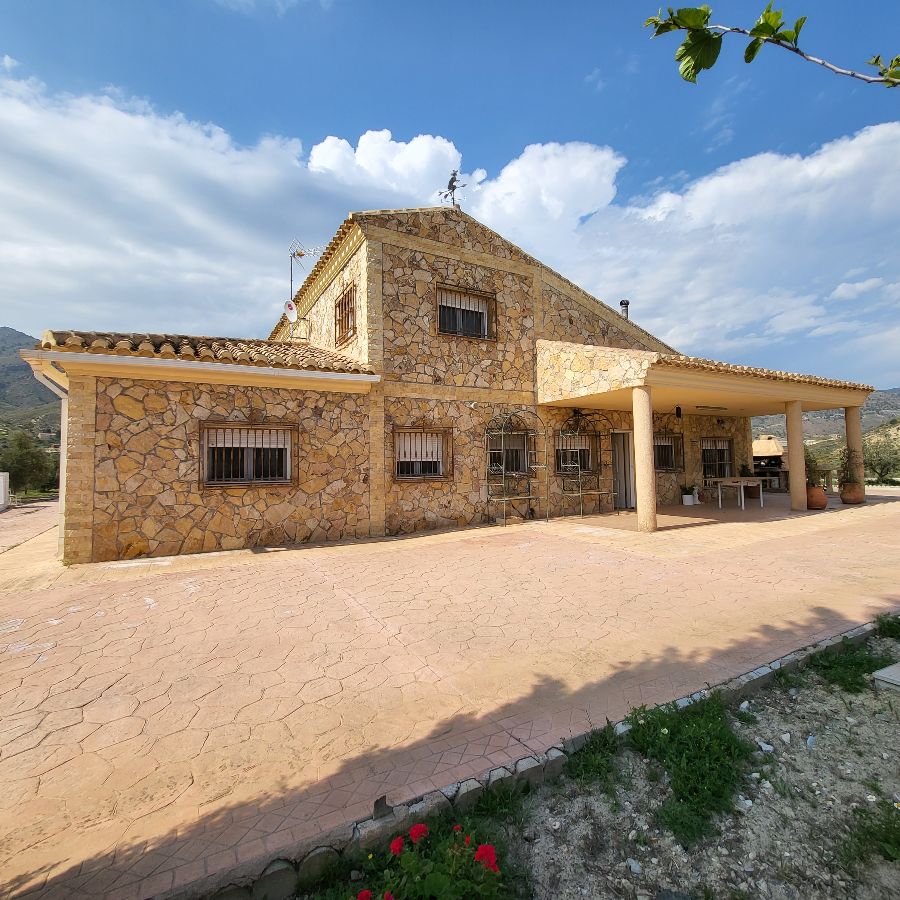For sale of house in Olula del Río