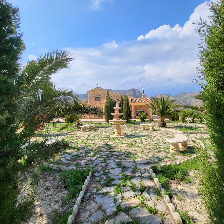 For sale of house in Olula del Río