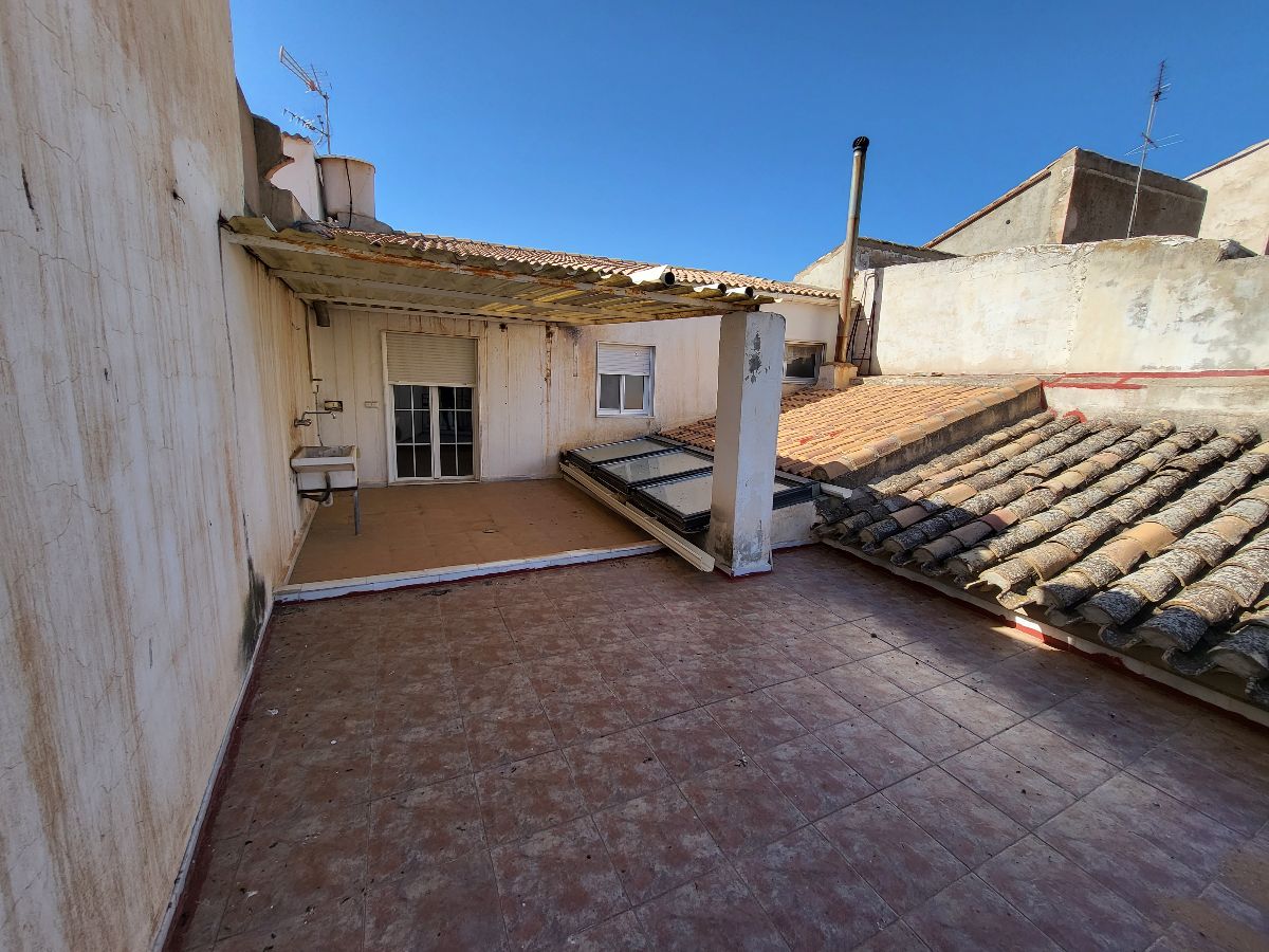 For sale of house in Cantoria