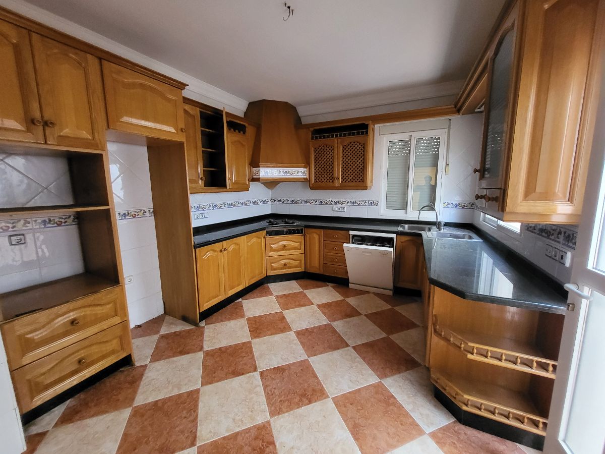 For sale of house in Cantoria