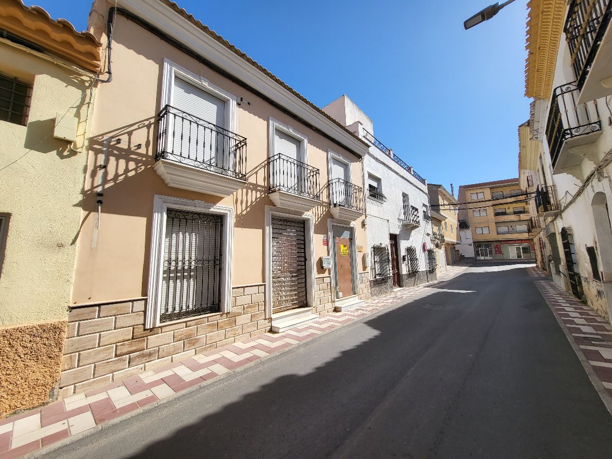 Venta de casa en Cantoria