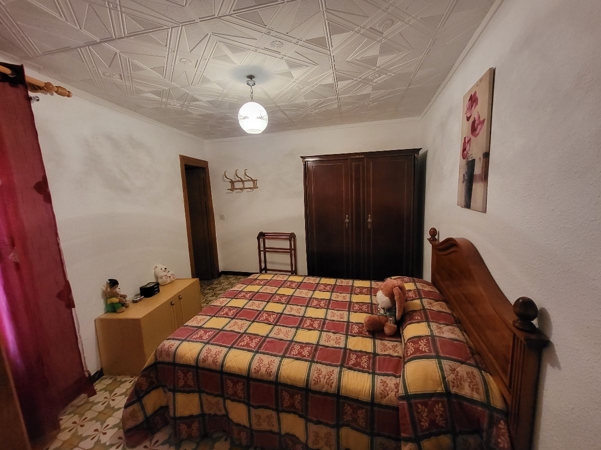 For sale of house in Sierro