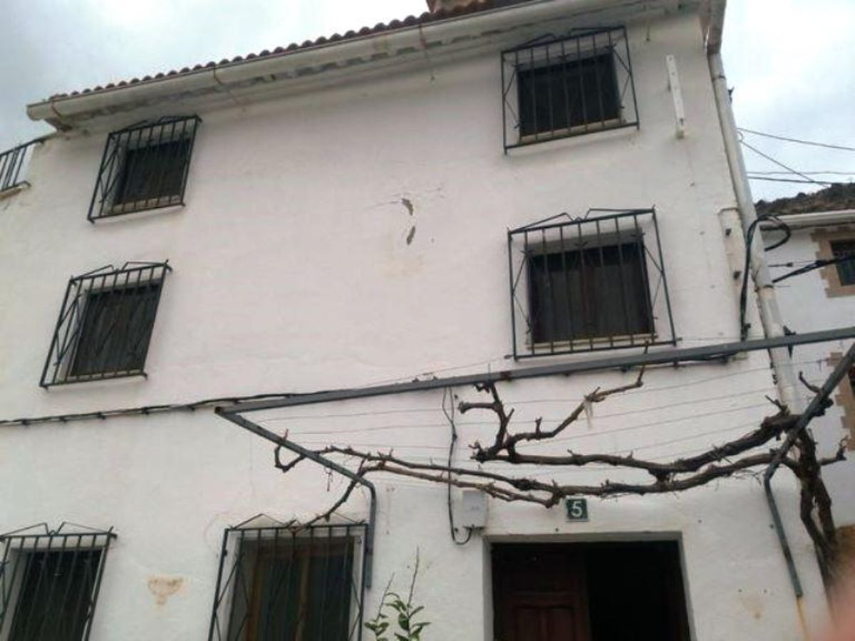 Venta de casa en Laroya