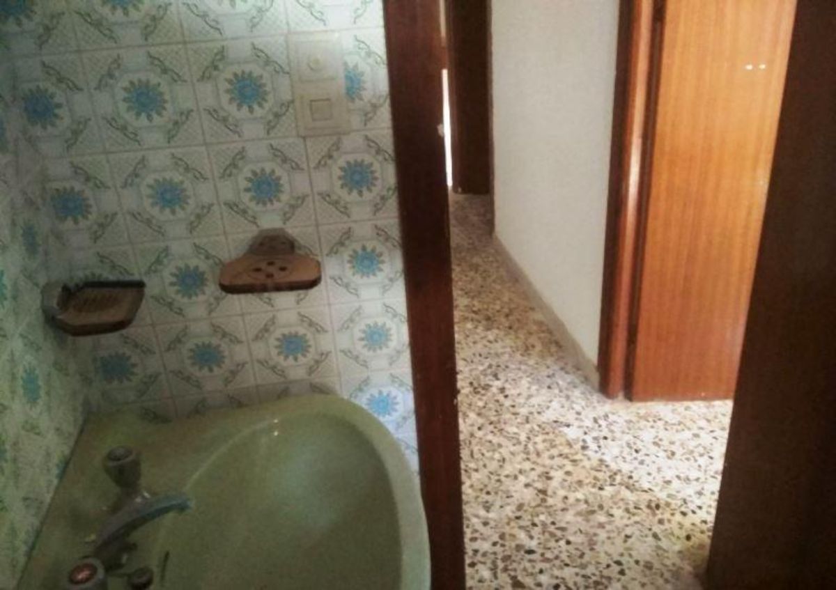 For sale of house in Purchena