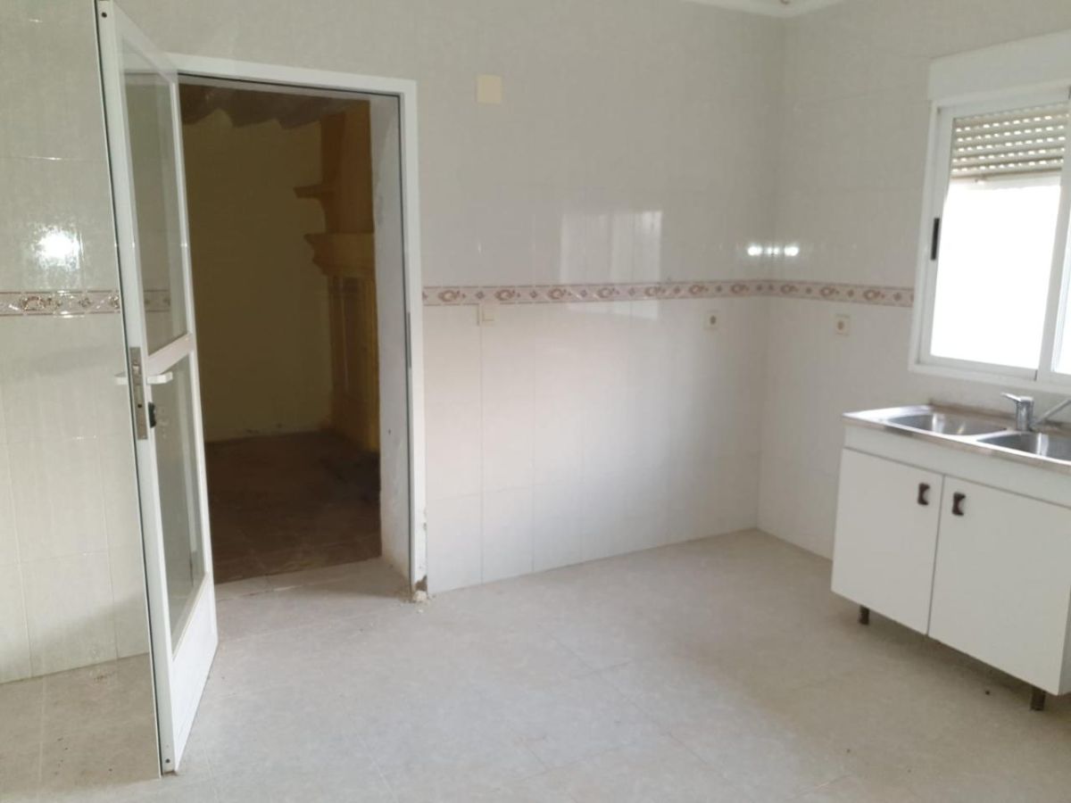 For sale of house in Huércal-Overa
