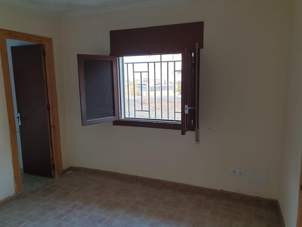 For sale of house in Huércal-Overa