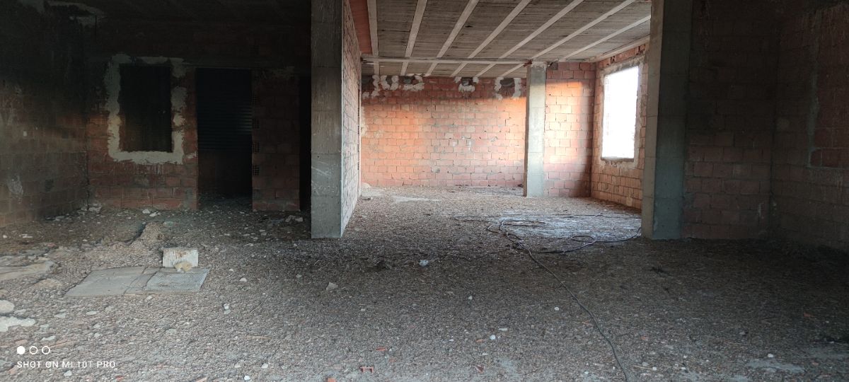 For sale of building in Huércal-Overa