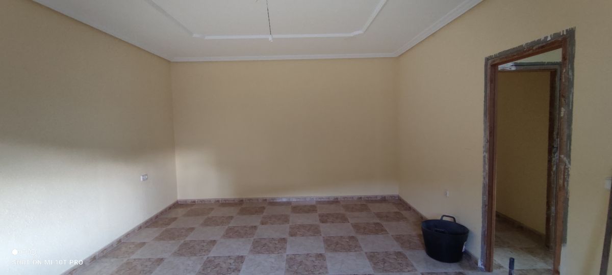 For sale of building in Huércal-Overa