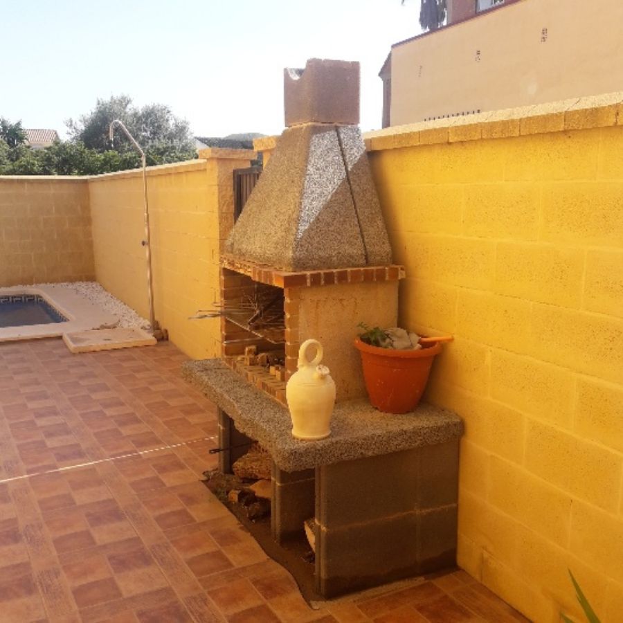 For sale of house in Zurgena