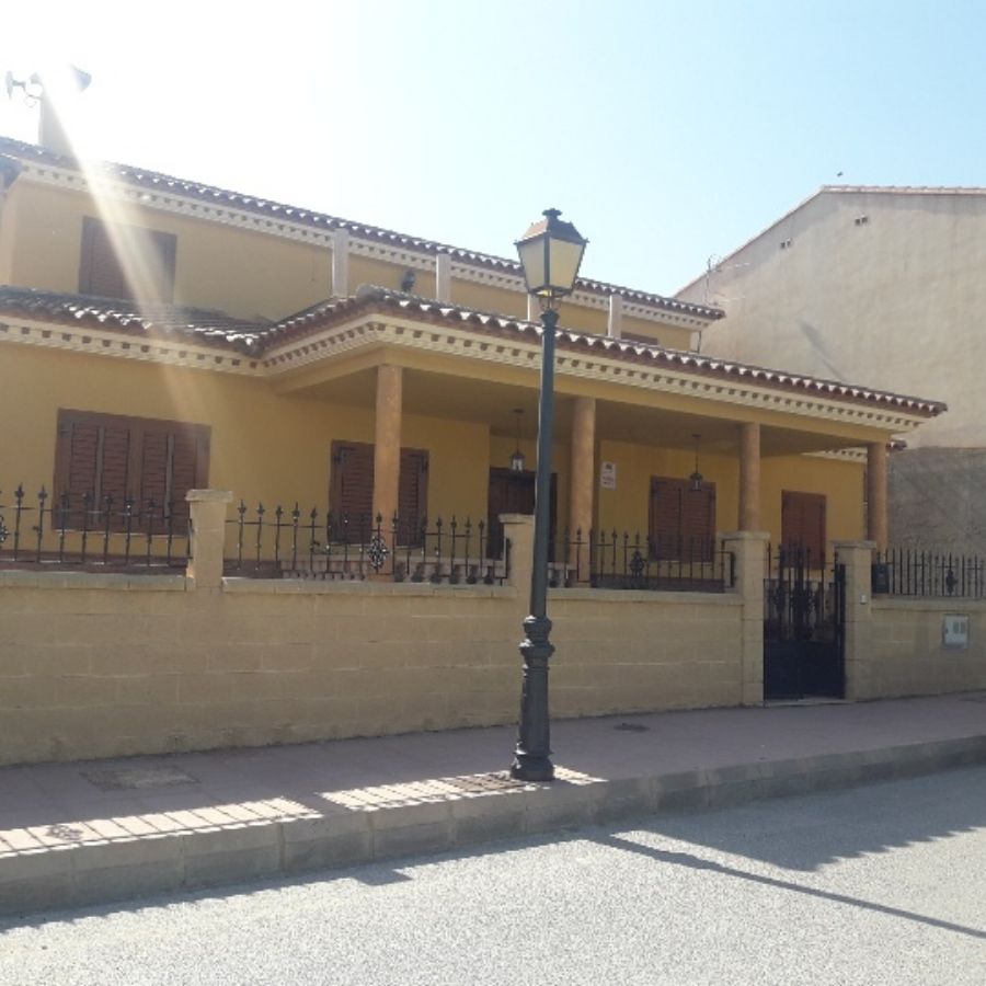 Venta de casa en Zurgena