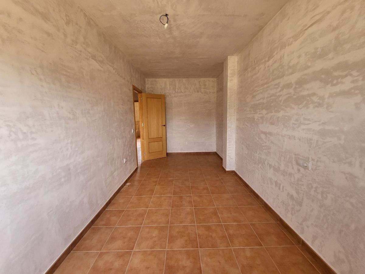 For sale of house in Lubrín