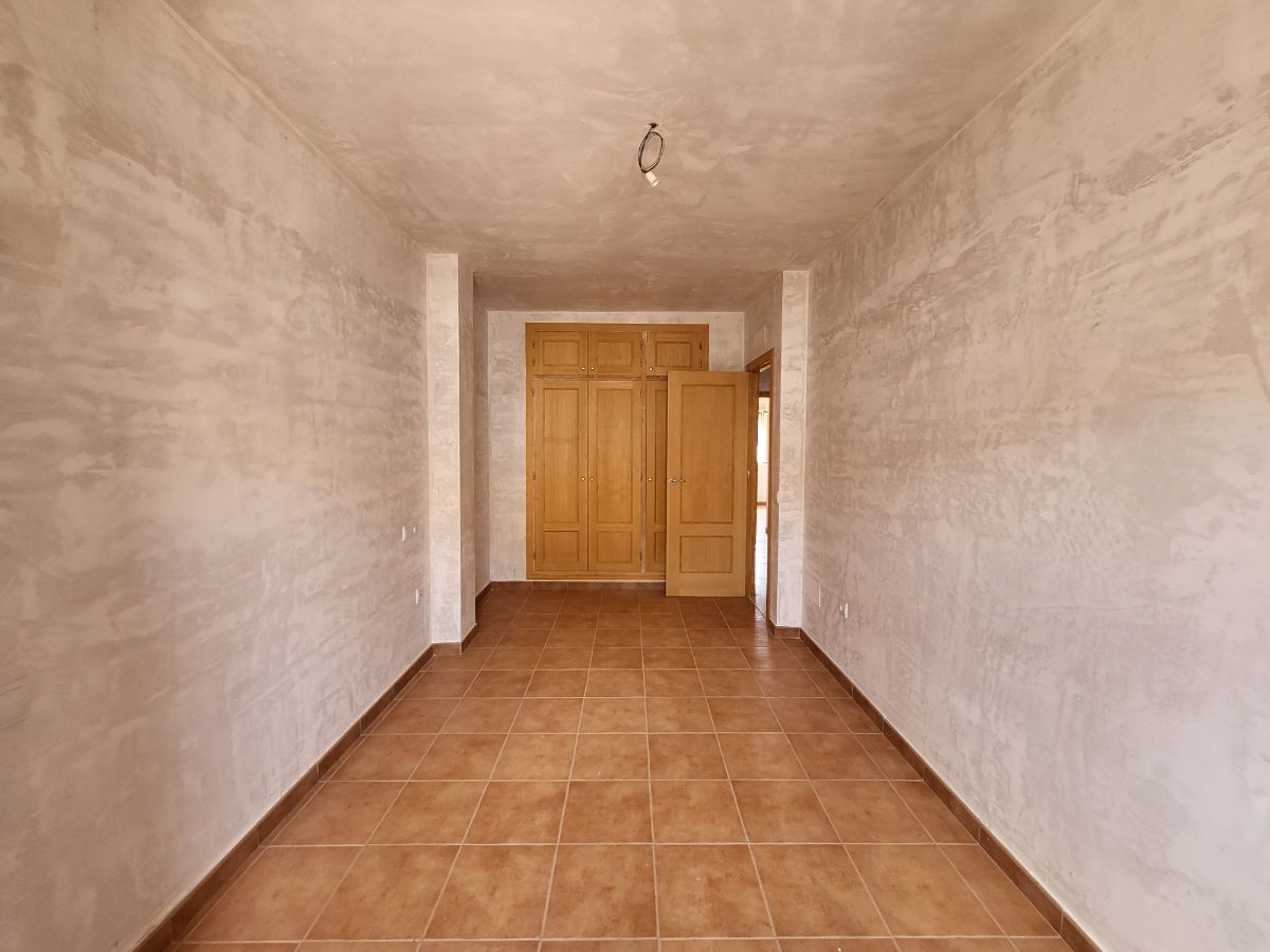 For sale of house in Lubrín