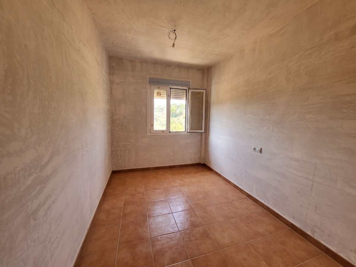 For sale of house in Lubrín