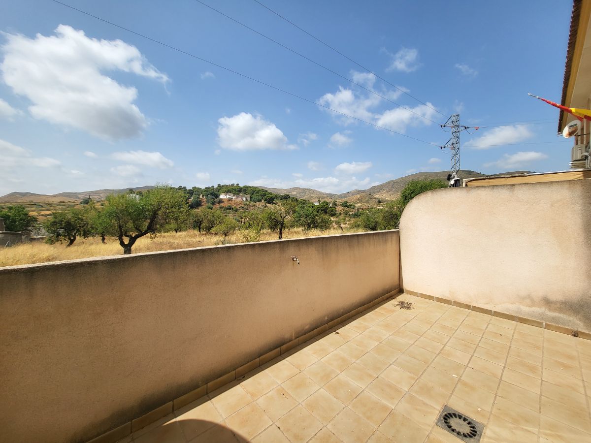 For sale of house in Lubrín