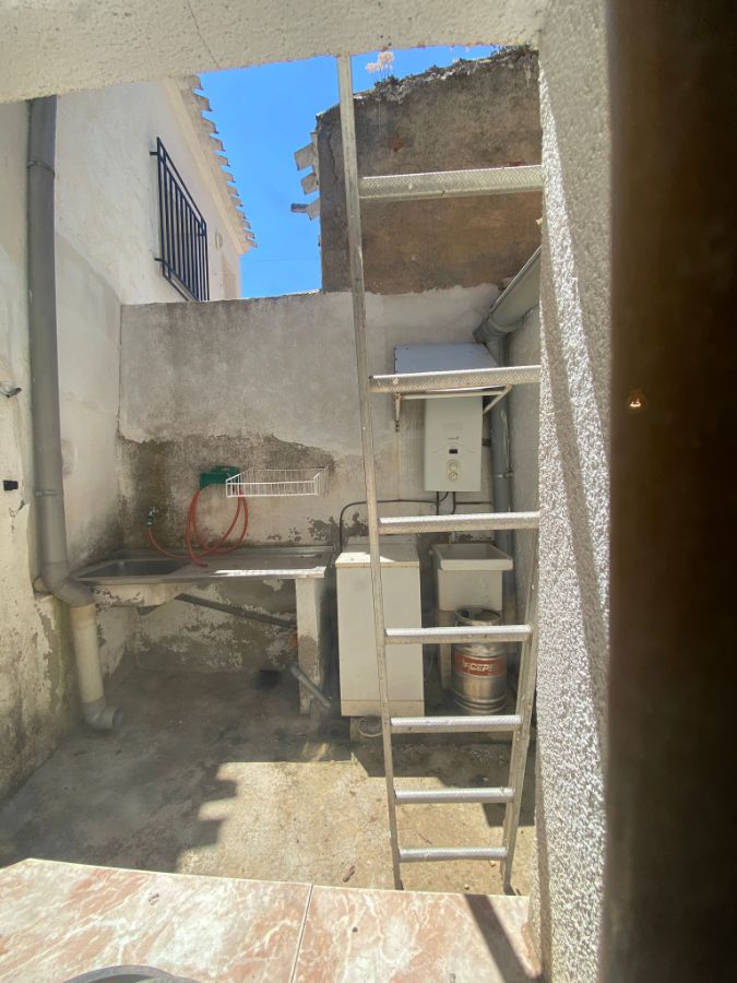 For sale of house in Vélez-Blanco