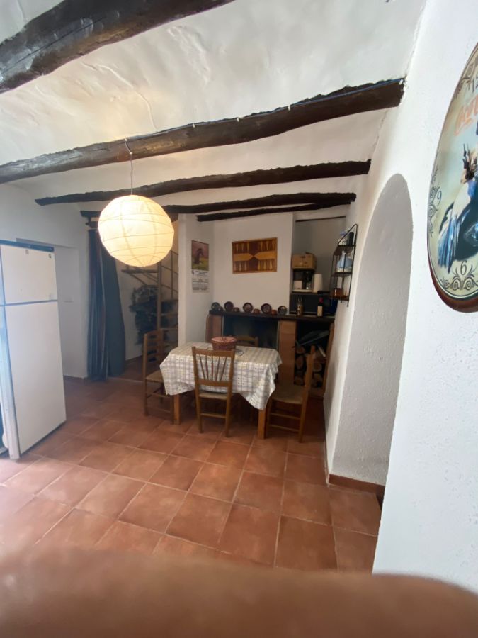 For sale of house in Vélez-Blanco