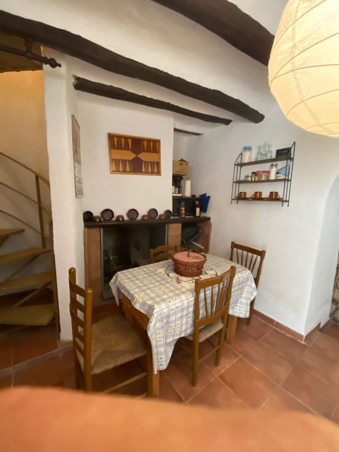 For sale of house in Vélez-Blanco