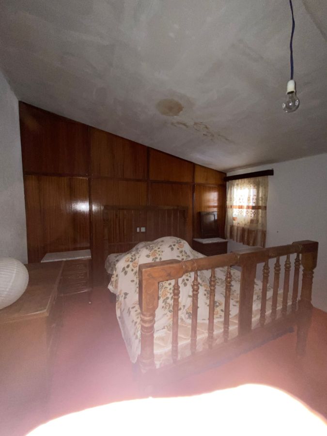 For sale of house in Vélez-Blanco