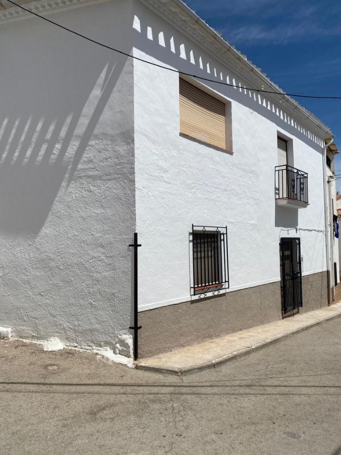 For sale of house in Vélez-Blanco