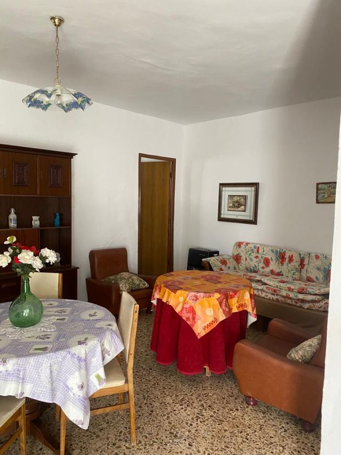 For sale of house in Vélez-Blanco