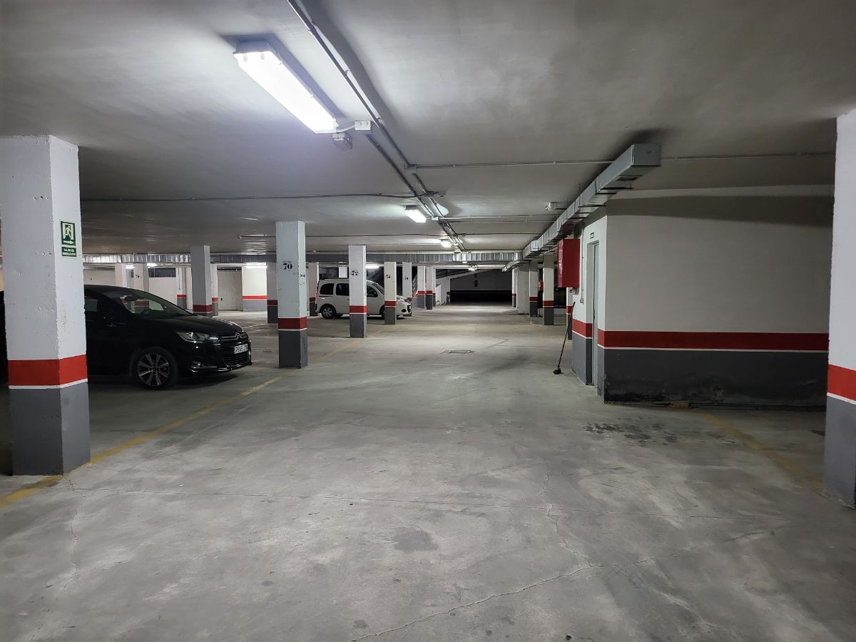 For rent of garage in Albox