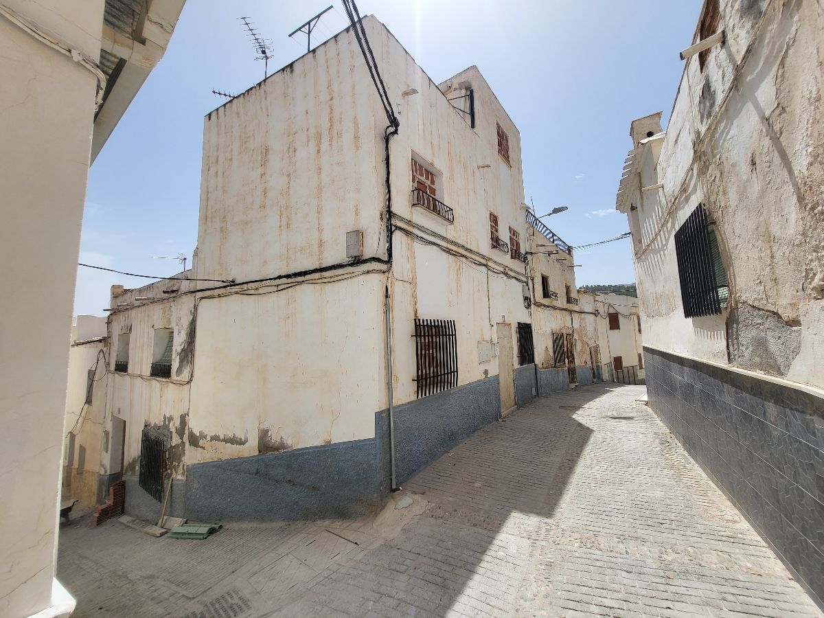 Venta de casa en Purchena