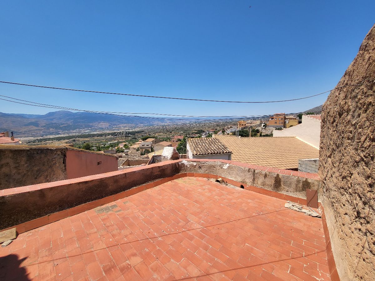 For sale of house in Somontín