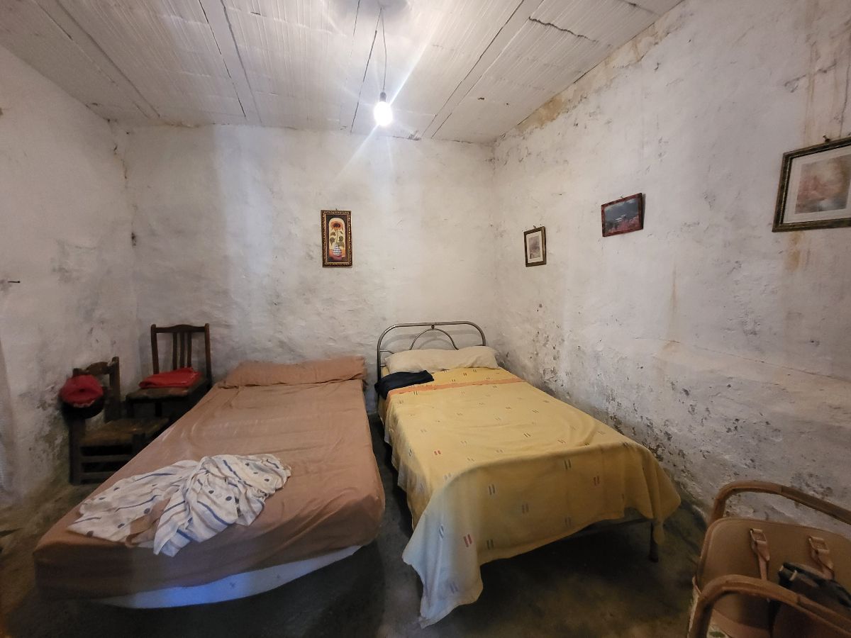 For sale of house in Albánchez