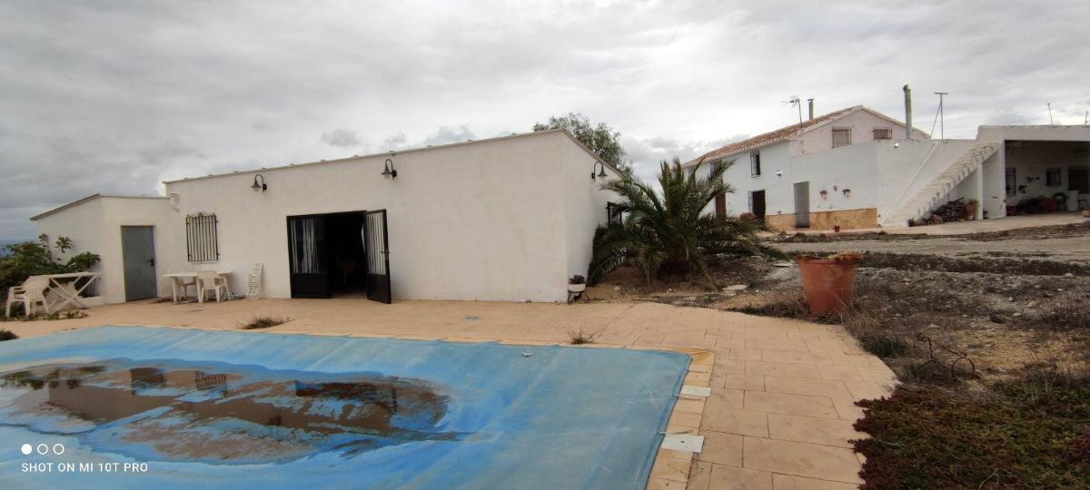 Venta de villa en Albox