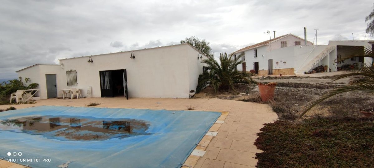 Venta de villa en Albox