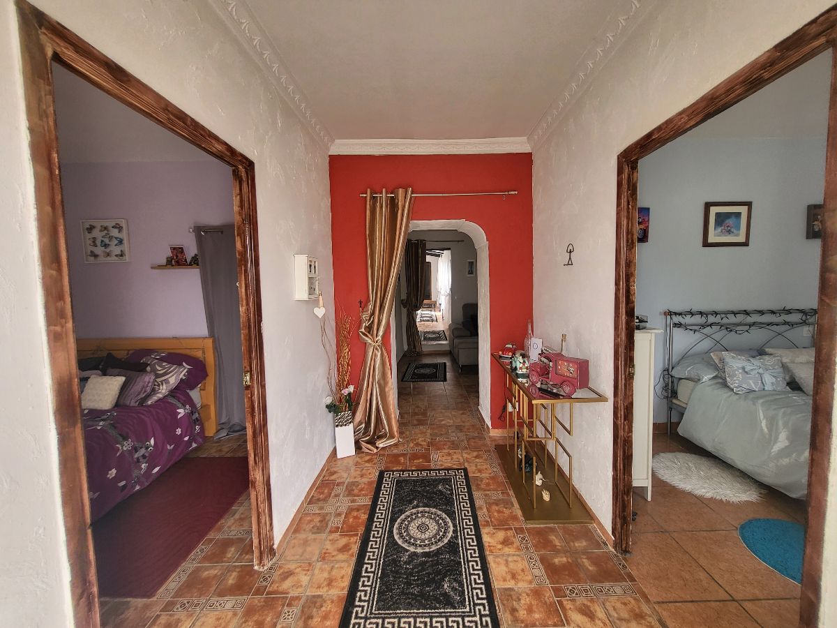 For sale of villa in Zurgena