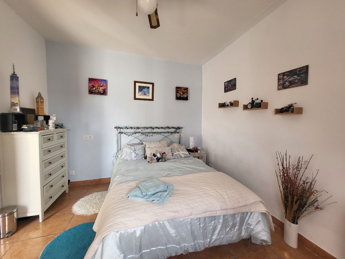 For sale of villa in Zurgena