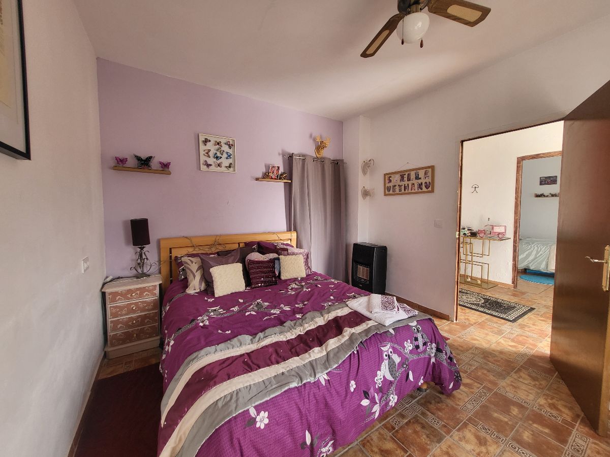 For sale of villa in Zurgena