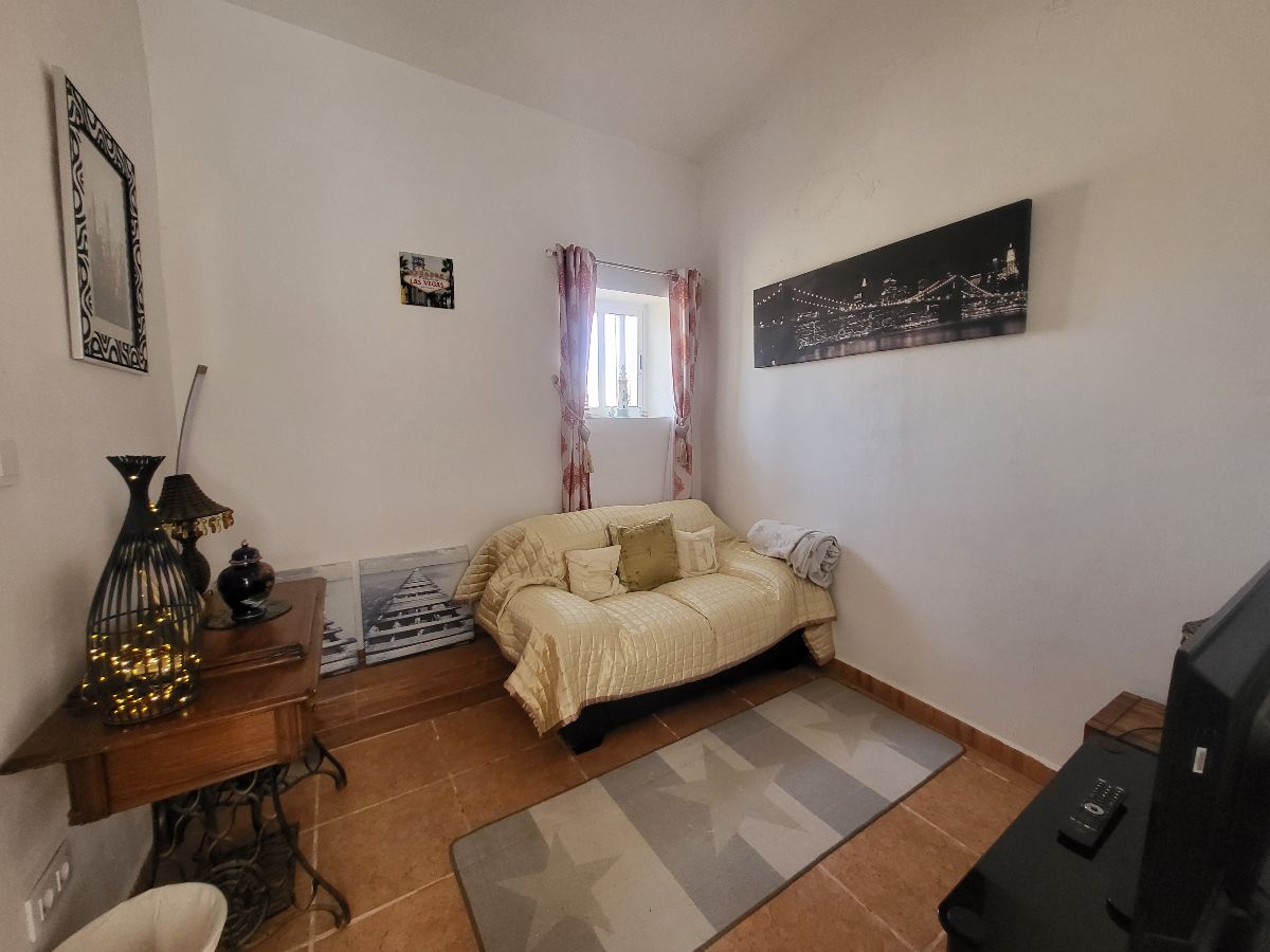 For sale of villa in Zurgena
