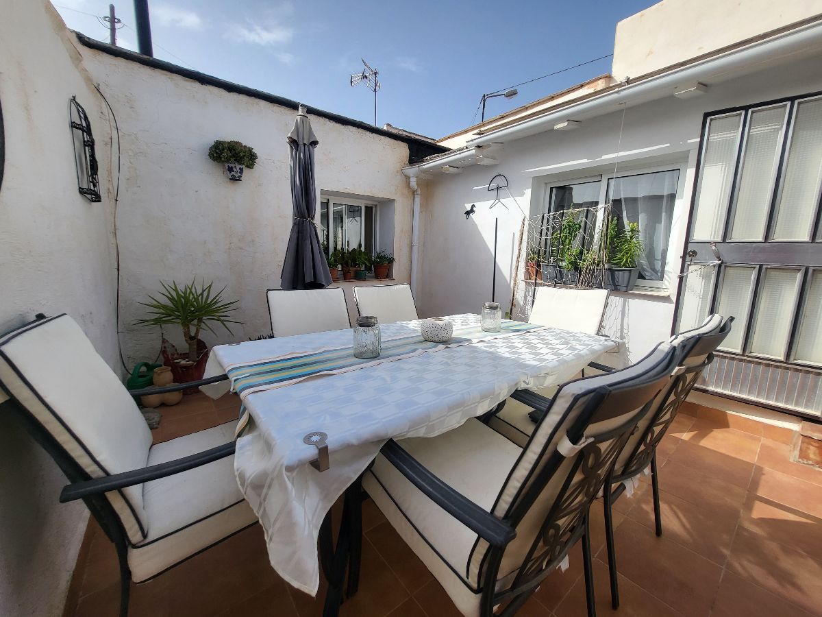 For sale of villa in Zurgena