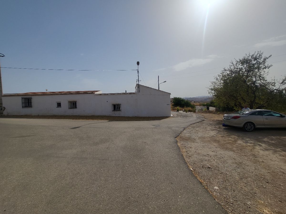 For sale of villa in Zurgena