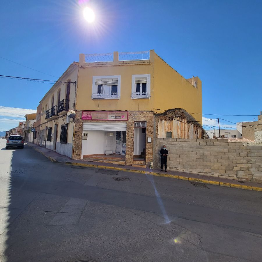 For sale of flat in Albox