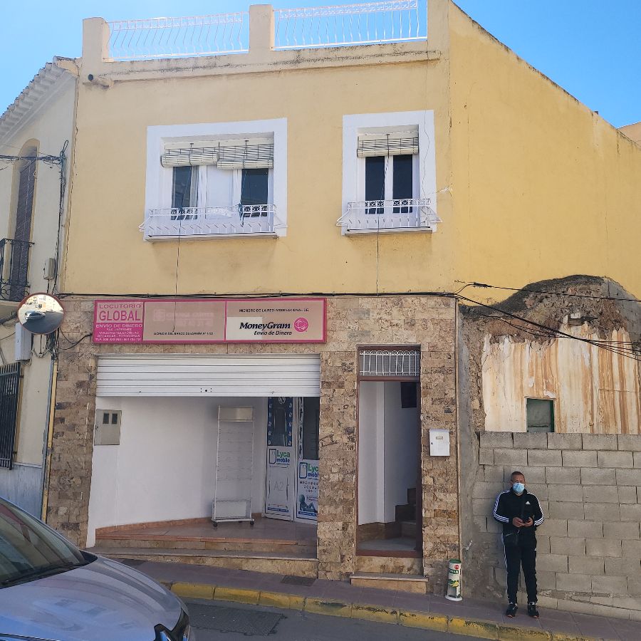 For sale of flat in Albox