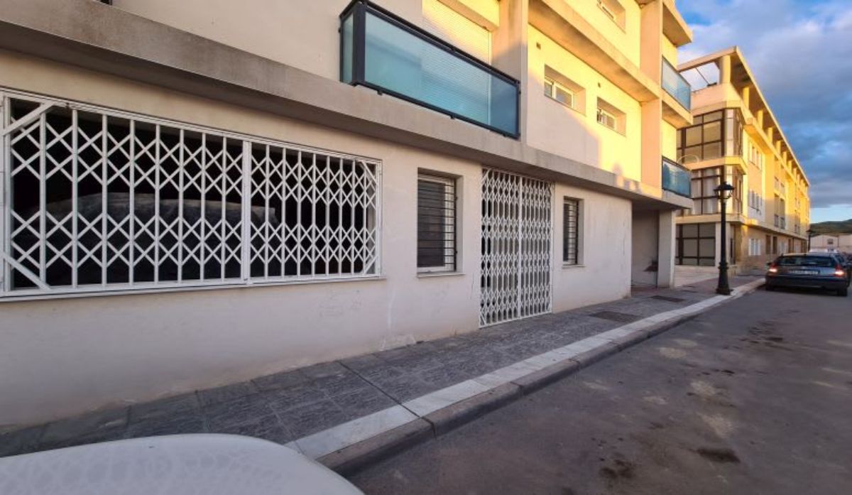 For sale of office in Fines