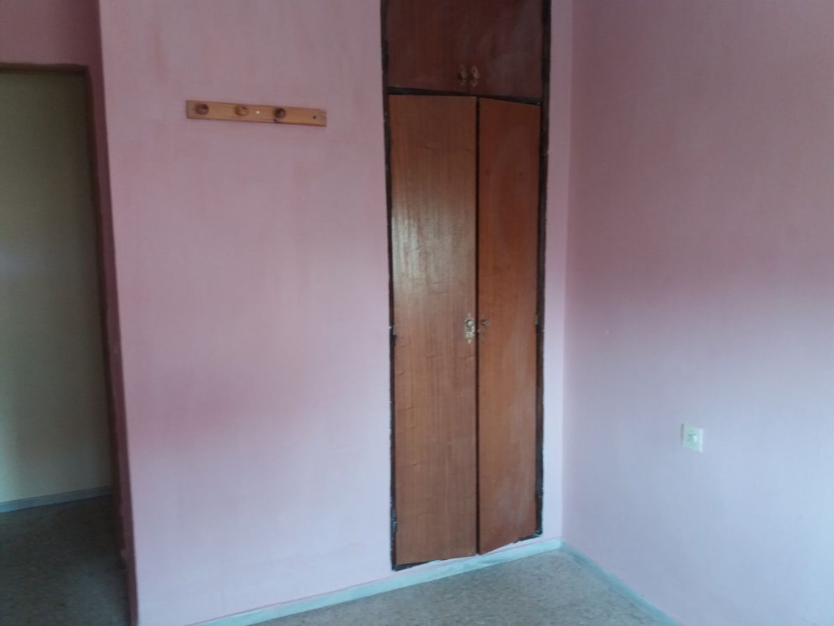 For sale of flat in Fines
