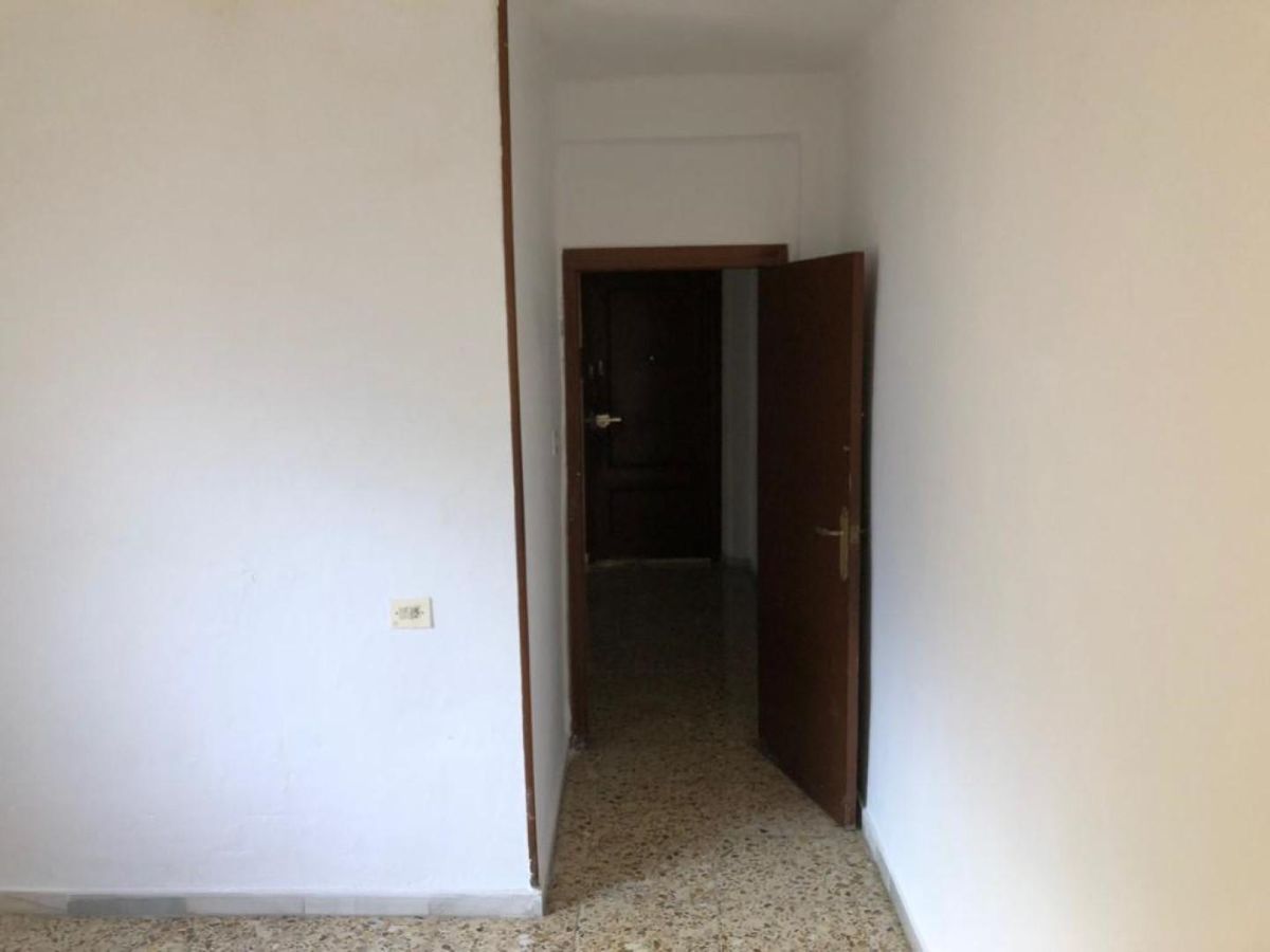 For sale of flat in Macael