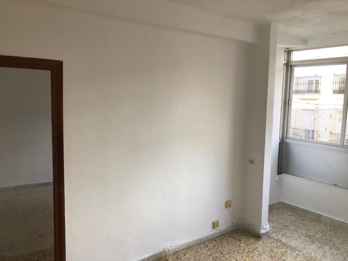 For sale of flat in Macael