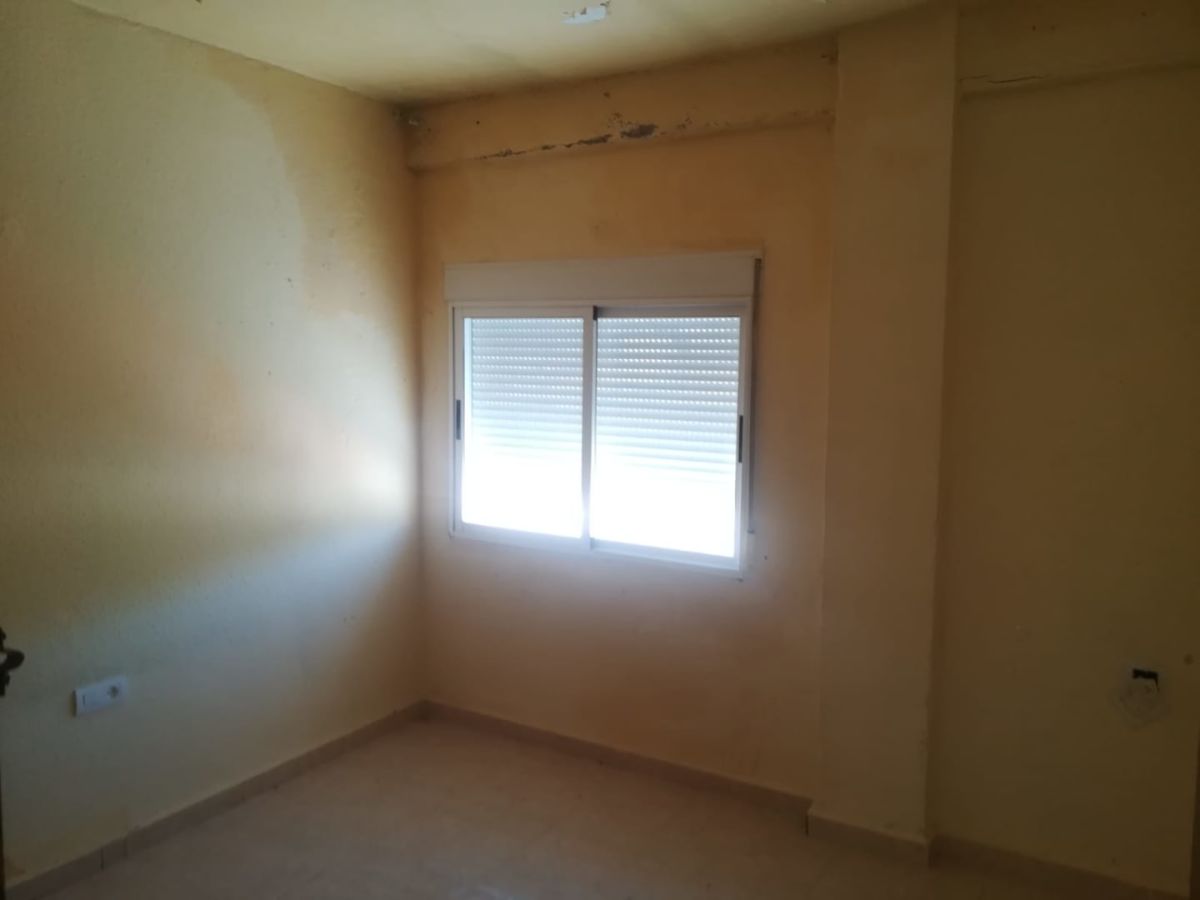 For sale of flat in Macael