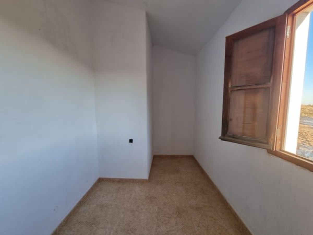 For sale of house in Huércal-Overa