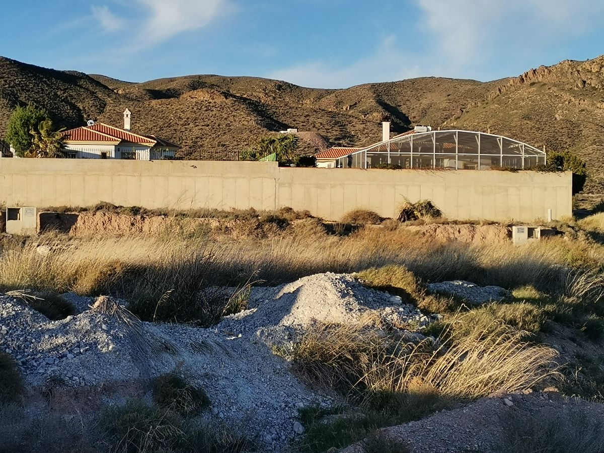 For sale of land in Arboleas